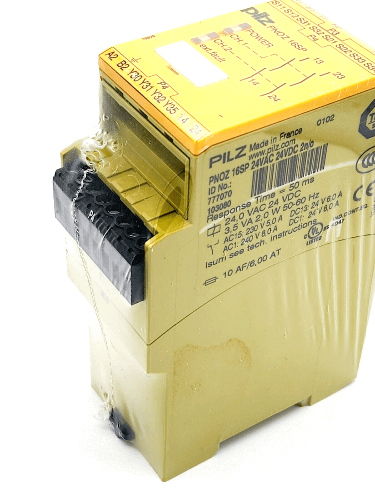 Pilz 777070 PNOZ 16SP safety relay device, 24VAC/DC, 2n/o outputs, featuring screw terminal connection for emergency stop applications.