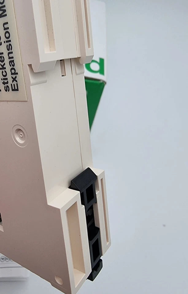 Schneider Electric TM2DDI8DT 8 Eingänge Digitales Eingangsmodul M238 für Modicon M238, originalverpackt