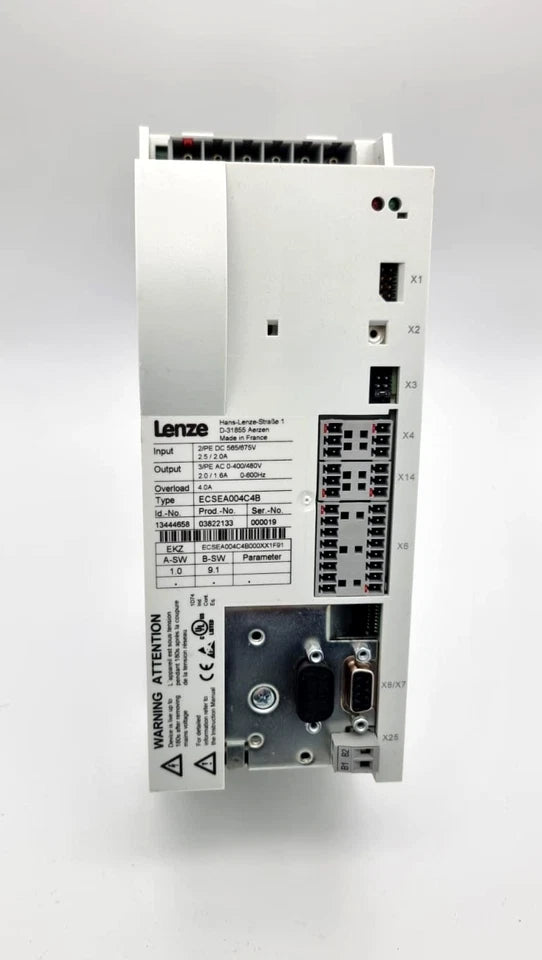Lenze 13470118 ECSEA004C4B Achsmodul 4.0A in original packaging with manual, new, unused condition.