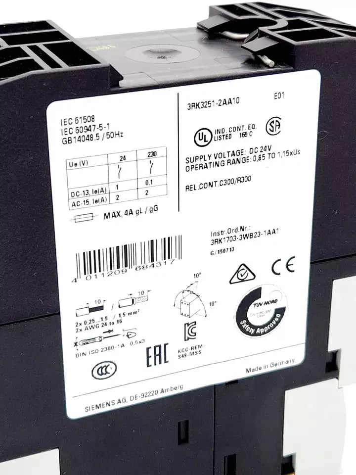 Siemens 3RK3251-2AA10 SIRIUS Erweiterungsmodul label with specifications and certifications.