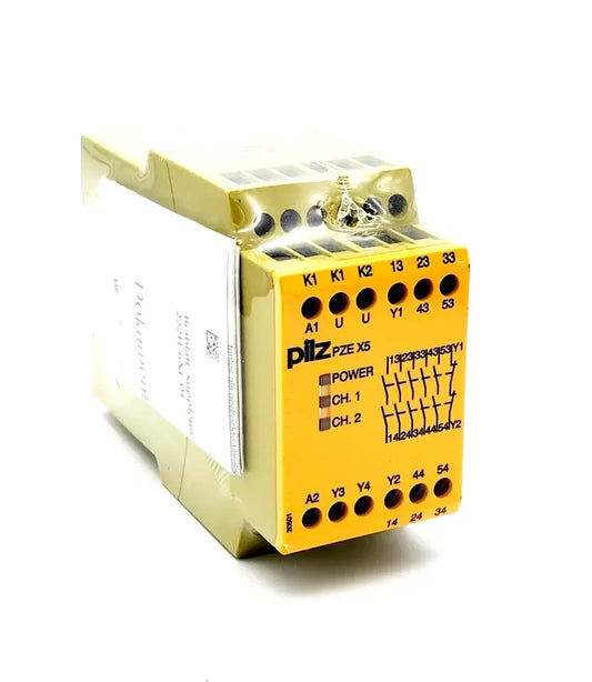 Pilz 774595 PZE X5 contact expansion module 24VDC with 5NO outputs and integrated screw terminals for safety applications.
