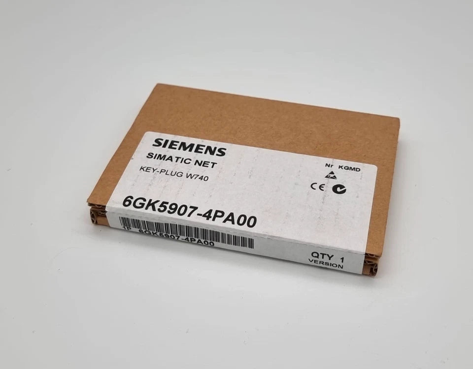 Siemens 6GK5907-4PA00 W740 Wechselmedium zum Freischalten iFeatures | sealed packaging image