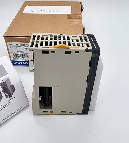 Omron CJ1W-SCU21-V1 Serielles Kommunikationsmodul neues Gerät mit Verpackung und Handbuch