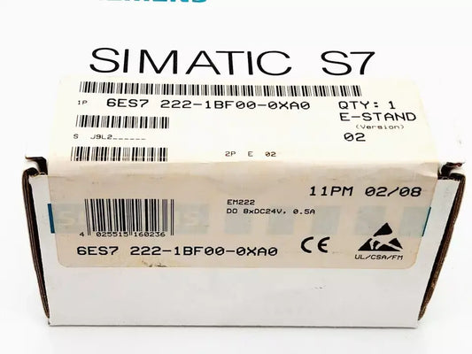 Sealed Siemens 6ES7222-1BF00-0XA0 SIMATIC S7-200 digital module packaging, 8 digital outputs, DC 24V, S7-21X CPU compatible.