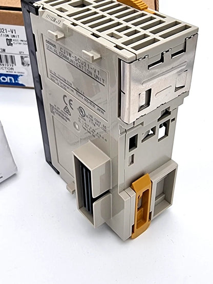 Omron CJ1W-SCU21-V1 Serielles Kommunikationsmodul in Originalverpackung, kompatibel mit Omron CJ1/CJ2 Modular PLCs.