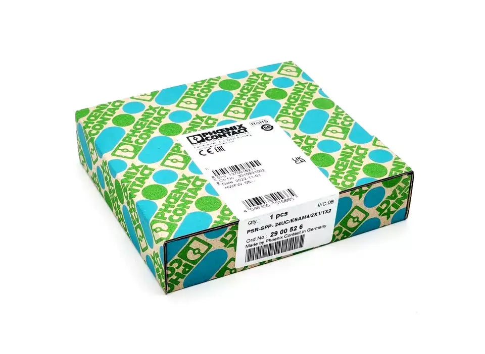 Packaging of Phoenix Contact 2900526 Sicherheitsrelais PSR-SPP-24UC/ESAM4/2X1/1X2, sealed in original box.