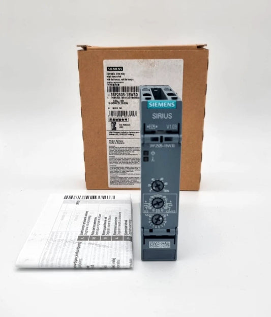 Siemens 3RP2505-1BW30 Zeitrelais 0,05 s...100 h AC/DC 12-240 V, multifunctional timer relay in original packaging.