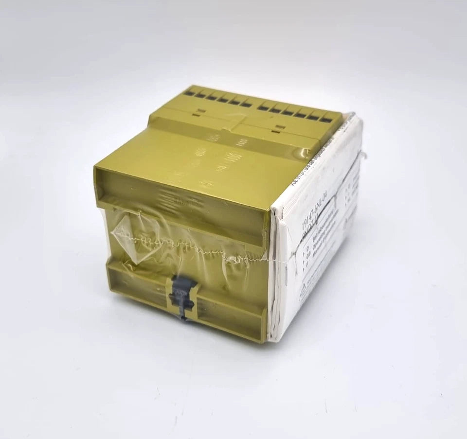 Pilz 774081 PNOZ 11 Sicherheitsschaltgerät 42VAC 24VDC 7n/o 1n/c | sealed, original packaging