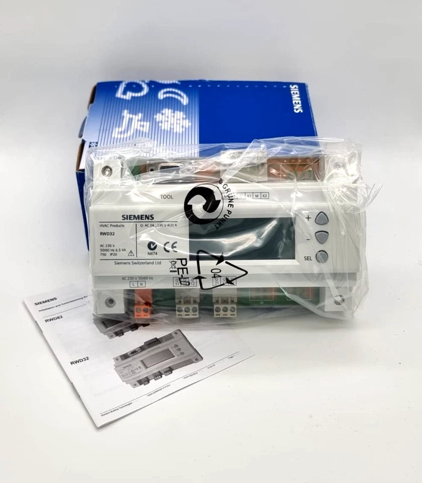 Siemens RWD32 Universalregler AC 230 V 2 Relais-Ausgänge, new, packaged with manual, ideal for room and process control.