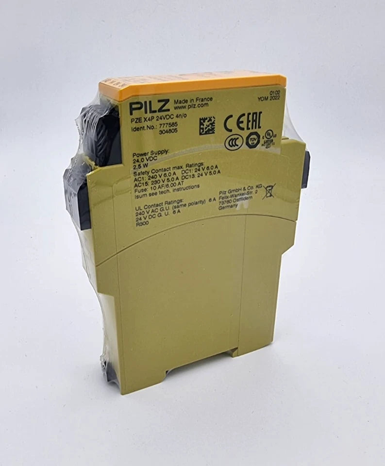 Pilz 777585 PZE X4P Kontakterweiterung 24VDC 4n/o | sealed, new and unopened packaging by Pilz GmbH & Co. KG