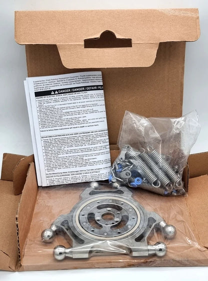 Schneider Electric Lexium 540021 VRKP4YYCYY00005 Parallelplatte / Trägerplatte in Verpackung mit Zubehör und Anleitung