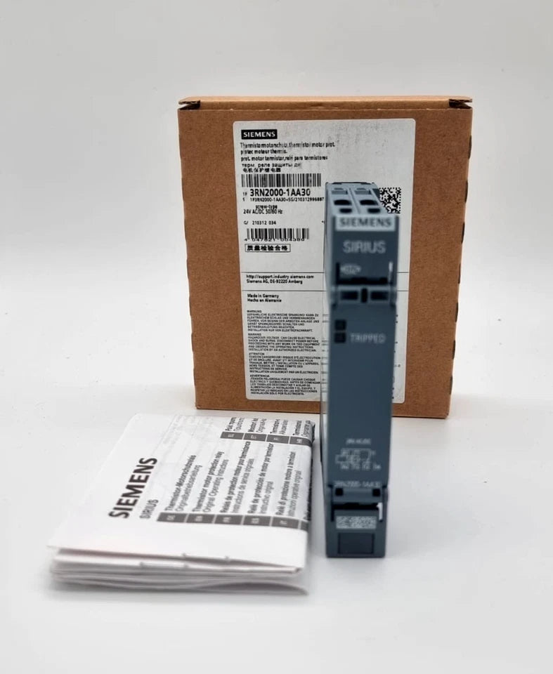 Siemens 3RN2000-1AA30 Thermistor-Motorschutzrelais AC/DC 24 V with packaging and manual