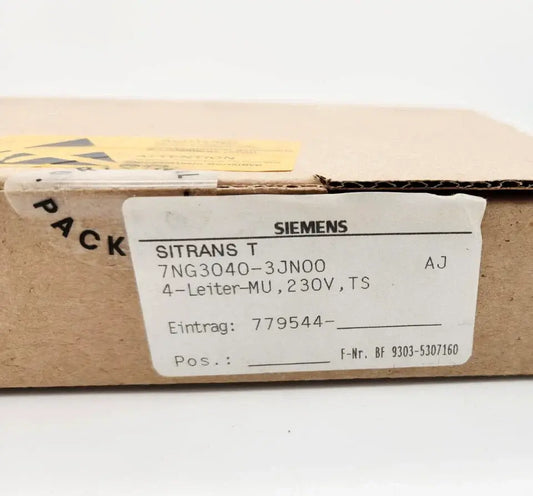 Sealed Siemens SITRANS T temperature transmitter box, model 7NG3040-3JN00, 230V, 4-wire MU, original packaging.
