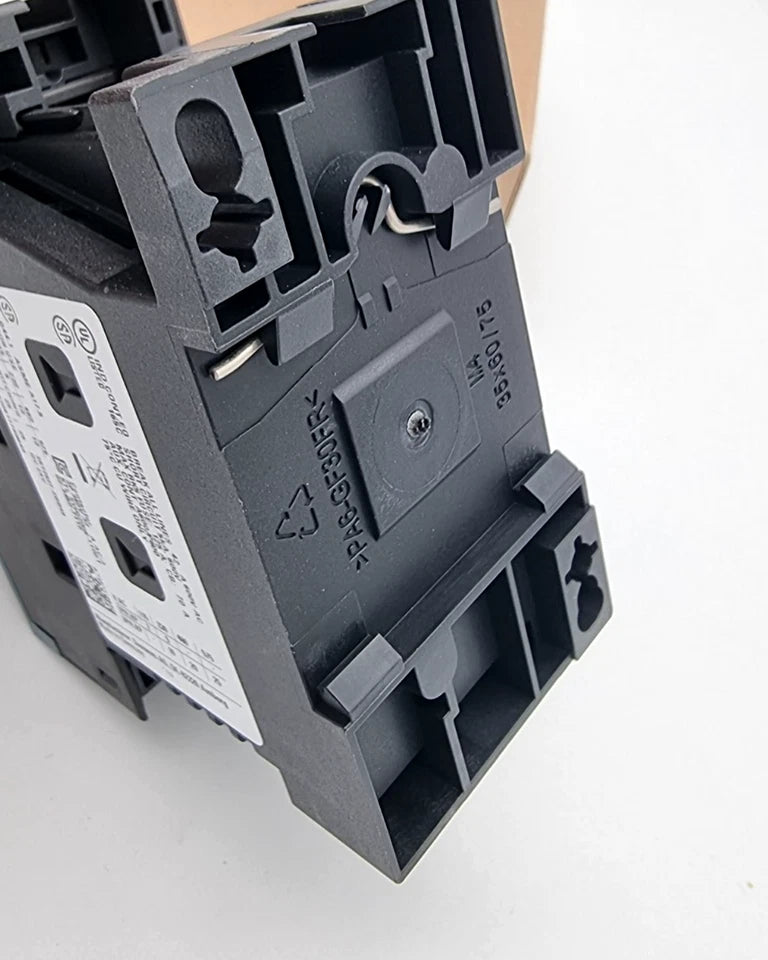 Siemens 3RT2027-2BB40 Leistungsschütz AC3e:15kW 1S+1Ö DC24V, SIRIUS Serie, neu und originalverpackt