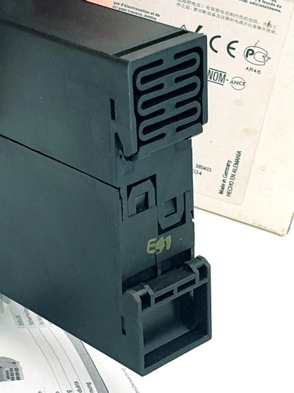 Siemens 3TK2821-2CB30 Sicherheitsschaltgerät AC/DC 24 V in originalverpacktem Zustand, Neu, SIRIUS Serie.