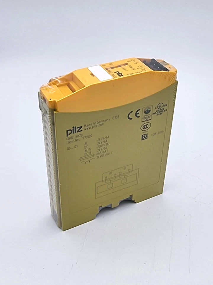 Pilz 773520 PNOZ mo2p Erweiterungsmodul 2n/o | sealed, originalverpackt und versiegelt Sicherheits-Relaismodul in Gelb