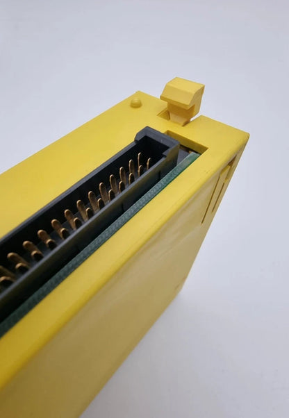 Fanuc A03B-0819-C011 CNC I/O-Modul in gelbem Gehäuse, Neu, original FANUC Anbieter