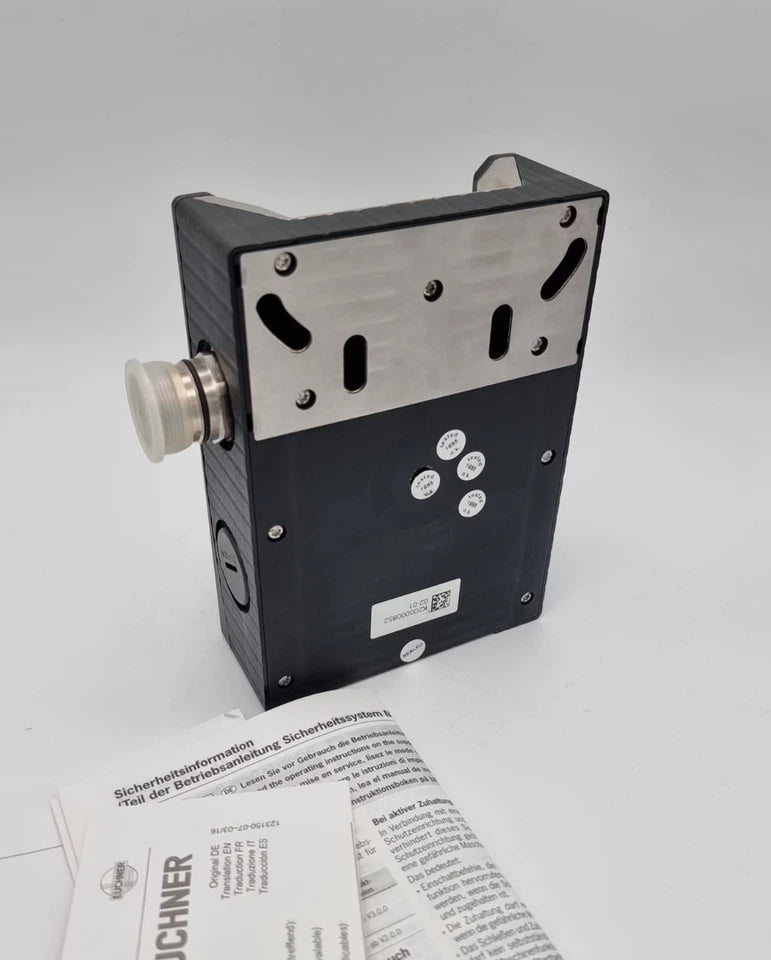 Euchner 110498 MGB-L1-APA-AC6A1-S1-R-110498 Zuhaltemodul, neues Sicherheitsmodul in Verpackung mit Handbuch.