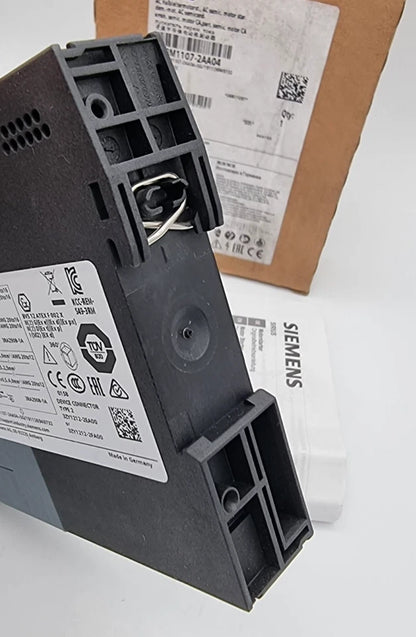 Siemens RM1107-2AA04 Direktstarter Failsafe 1,6-7,0A 24V, new and boxed with product labels visible.