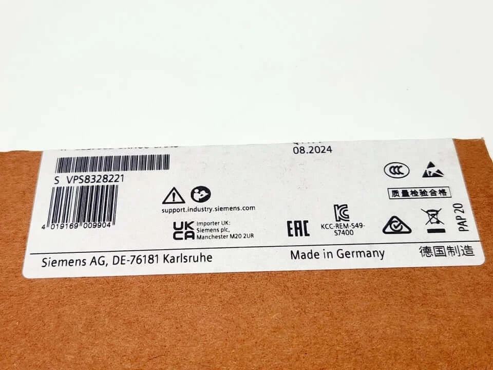 Siemens product label with barcodes and manufacturing details, Made in Germany, brown packaging.