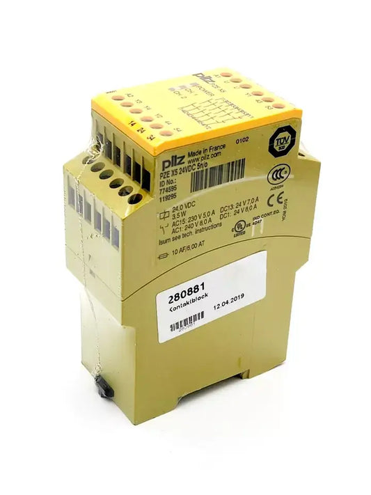 Pilz 774595 PZE X5 contact expansion module, 24VDC, 5 normally open contacts, with integrated screw terminals, side view.