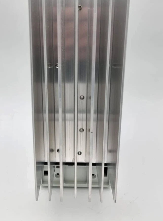 Lenze 13470118 ECSEA004C4B Achsmodul 4.0A in original packaging, unused condition with manual