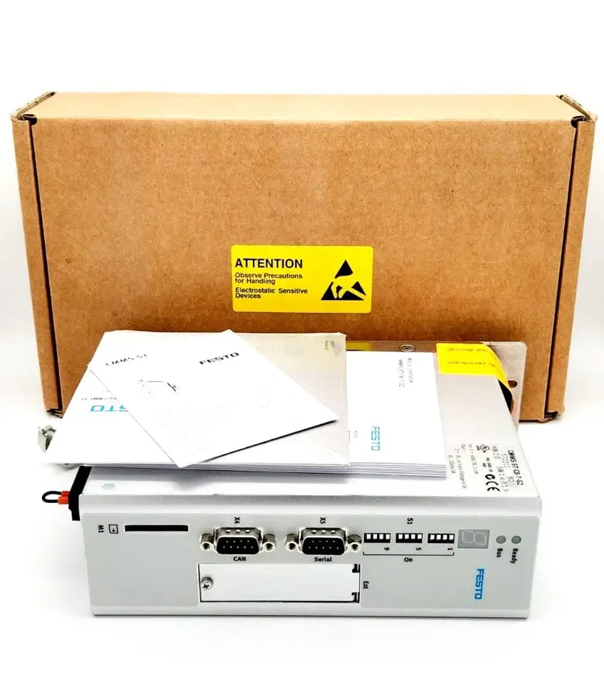 Festo 572211 Motorcontroller CMMS-ST-C8-7-G2 in opened original packaging with manuals and labels.