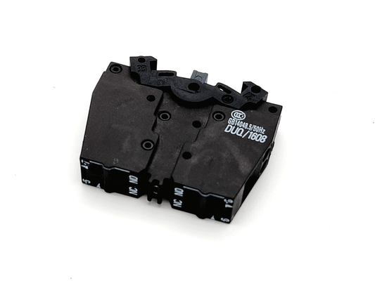 Siemens 3SB3403-0H switch element with 2 contacts, front panel mounting, spring terminal, 1NO early make + 1NC late break.
